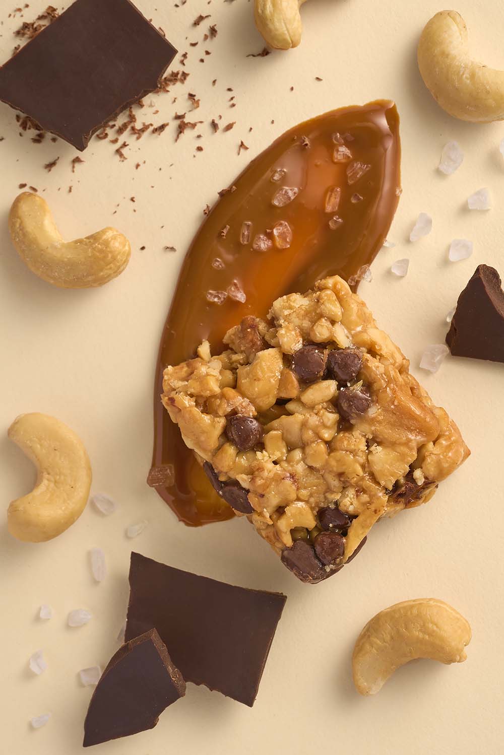 Dark Chocolate Salted Caramel Snack Bar - 12 bars