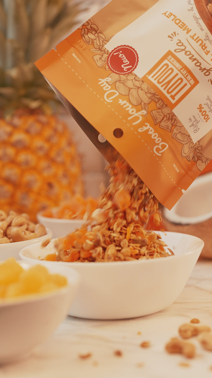 Tropical Fruit Medley Granola 12oz